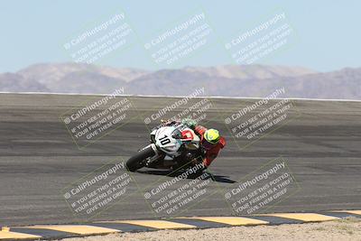 media/Apr-20-2025-CVMA (Sun) [[39090e8767]]/Race 6-Formula Twins-Formula 40 UL/